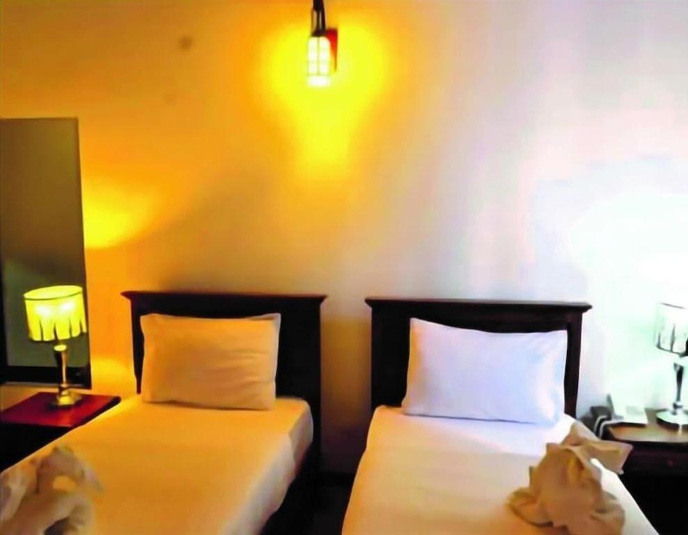 Daffodil'S Hotel Нувара-Элия Экстерьер фото