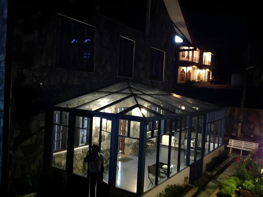 Daffodil'S Hotel Нувара-Элия Экстерьер фото