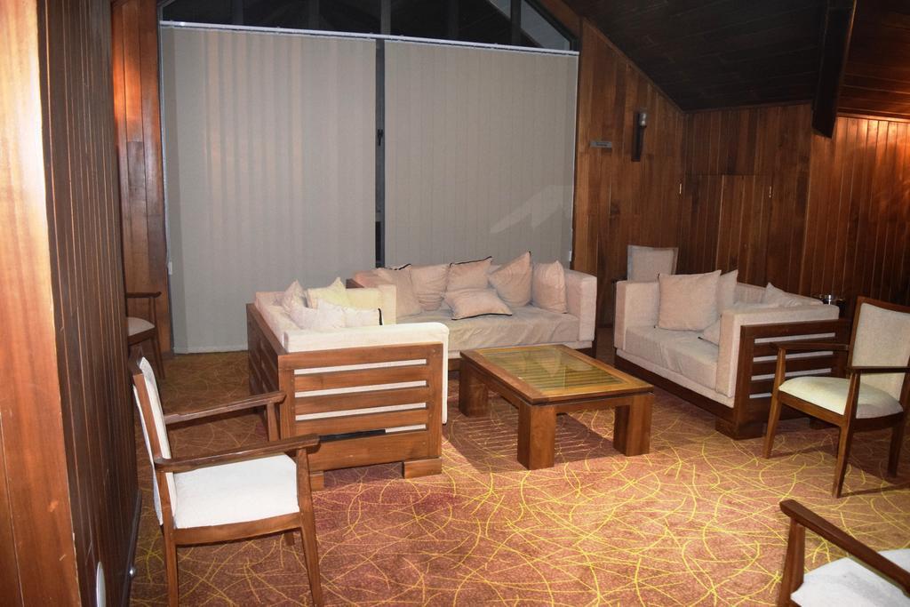 Daffodil'S Hotel Нувара-Элия Экстерьер фото