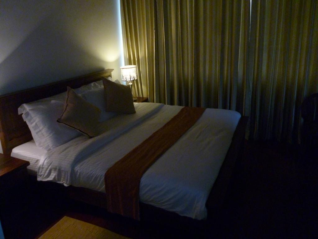 Daffodil'S Hotel Нувара-Элия Экстерьер фото